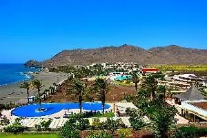 فندق Playitas 4*